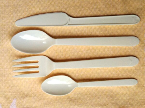 Mưỗng nĩa nhựa dùng 1 lần cho quán ăn